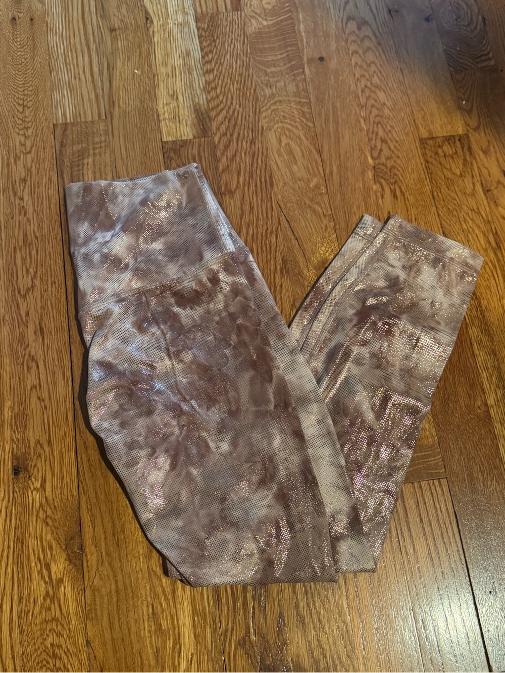 Lululemon Women's Metallic Mauve High-Waist leggings